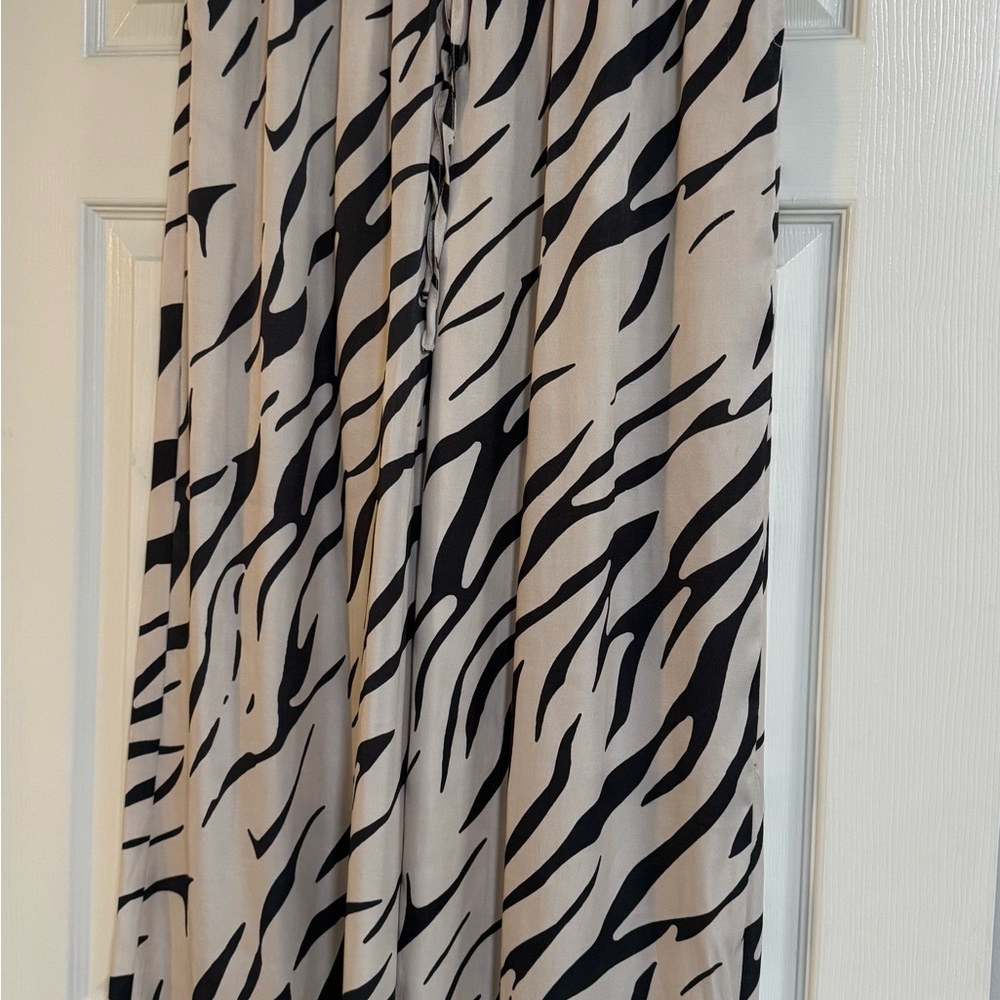 Zebra Print Maxi Skirt Size L Brand: Mariacher